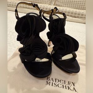 Badgley Mischka Black Randee Flower Heels Size 5.5 - New